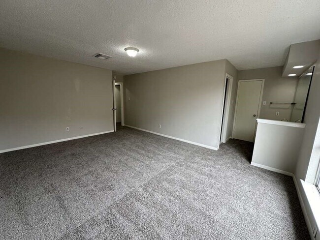 Foto del edificio - 11807 S Youngwood Ln