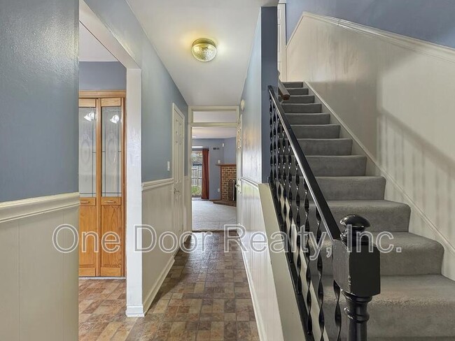Foto del edificio - 1079 Old Denbigh Blvd