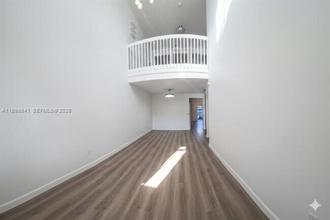 Foto del edificio - 7406 NW 108th Path