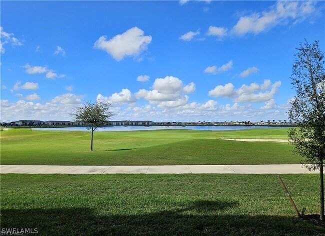 Foto del edificio - 5749 Double Eagle Cir