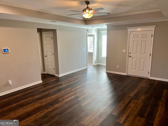 Foto del edificio - 1825 Chestnut Dr