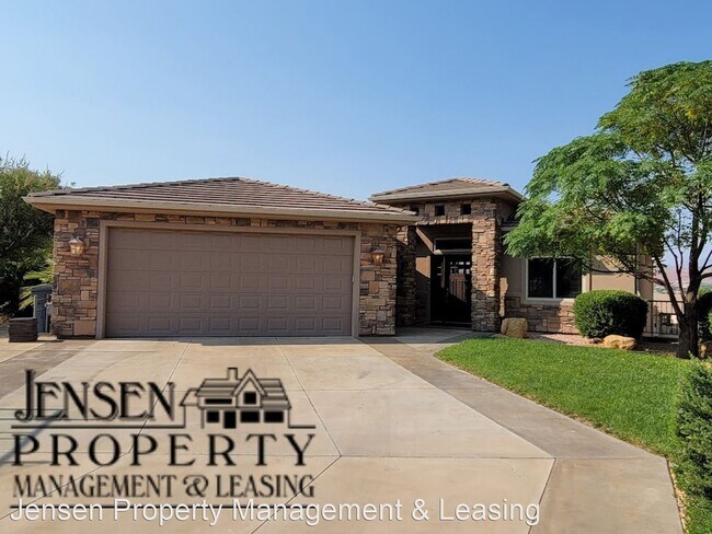 Building Photo - 6 br, 3.5 bath House - 431 Paintbrush Way