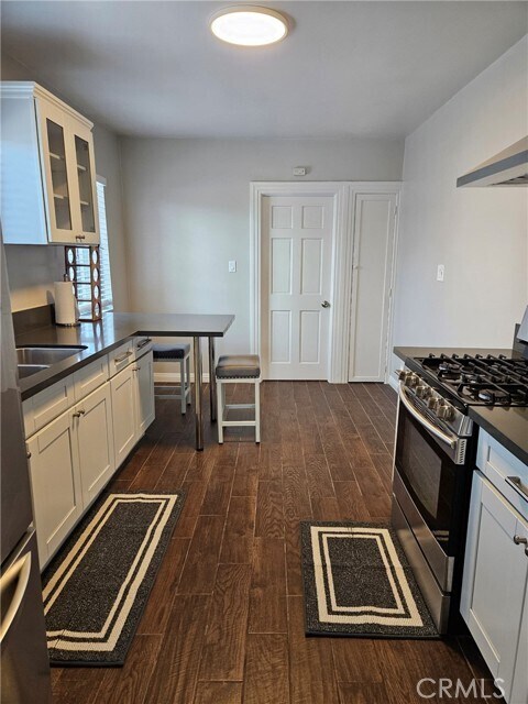 Foto del edificio - 6318 Lemon Ave