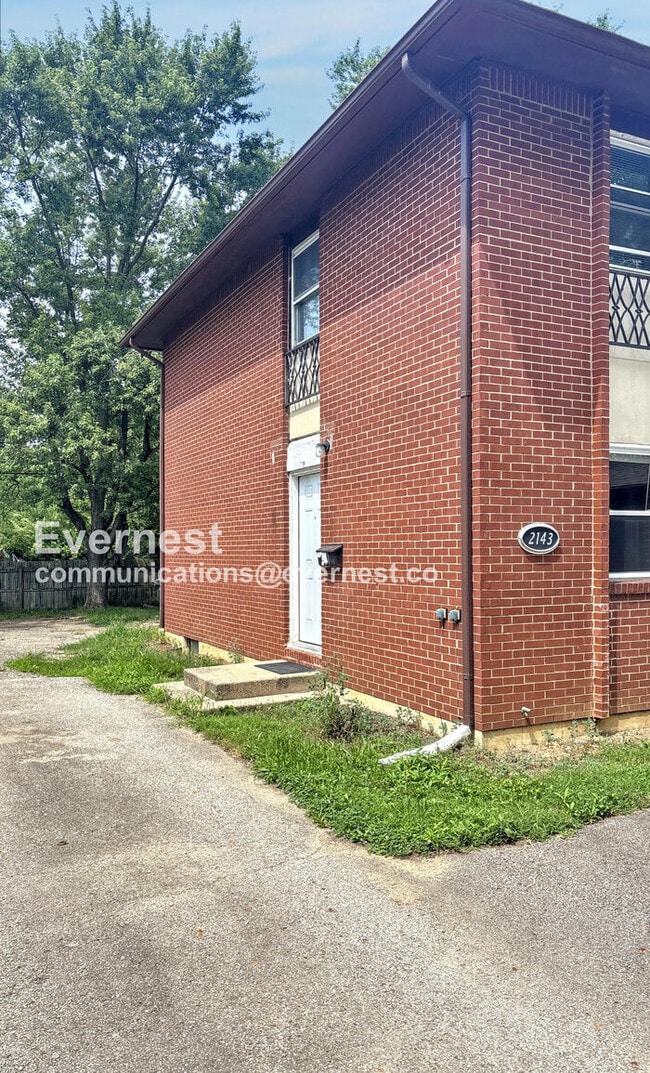 Building Photo - 2143 Wadsworth Dr