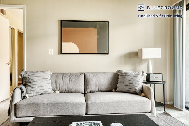 Foto del edificio - 275 S 3rd St