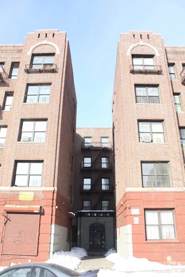 Building Photo - 1055 Grand Concourse