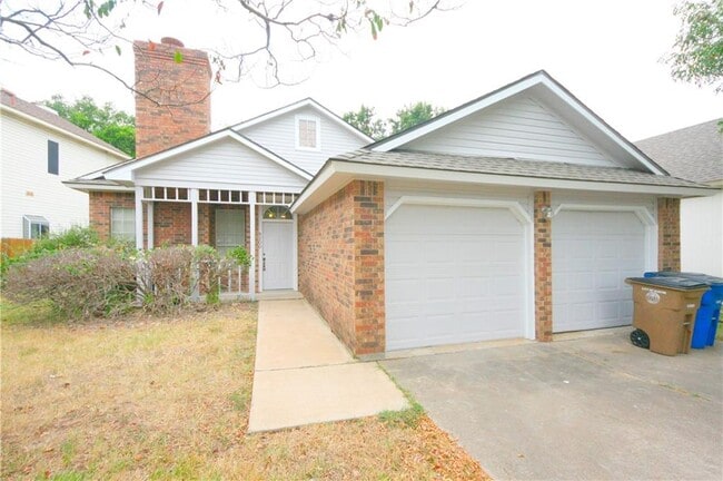 Building Photo - 8200 Cahill Dr