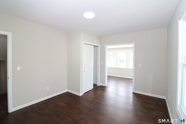 Building Photo - 356 Beechmont Ave