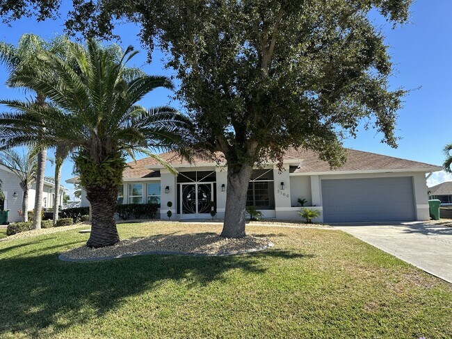Foto del edificio - Gulf Cove Community