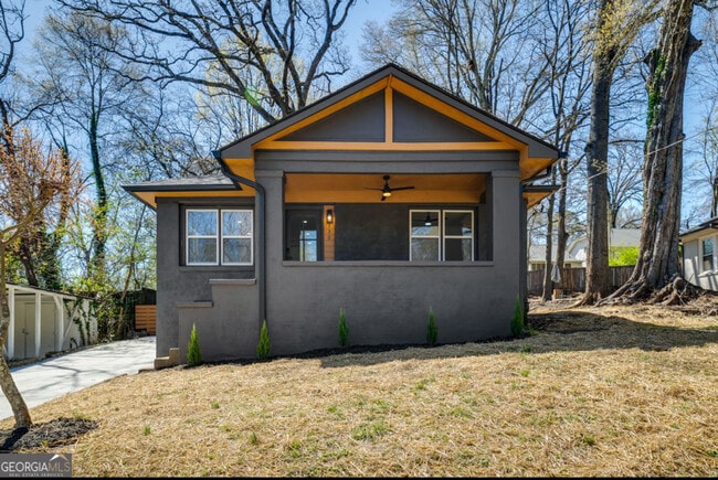 Building Photo - 936 Byron Dr SW