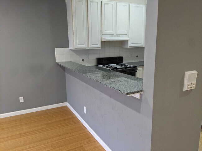 Building Photo - 92 29th St