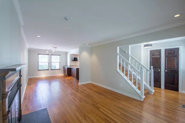 Living Room - 362 W 4th Ave