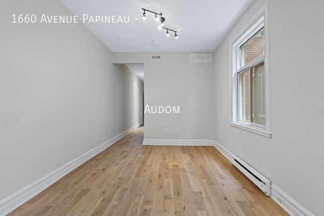 Building Photo - 1660 Av. Papineau