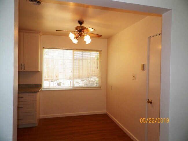 Building Photo - 15 Nancy Dr