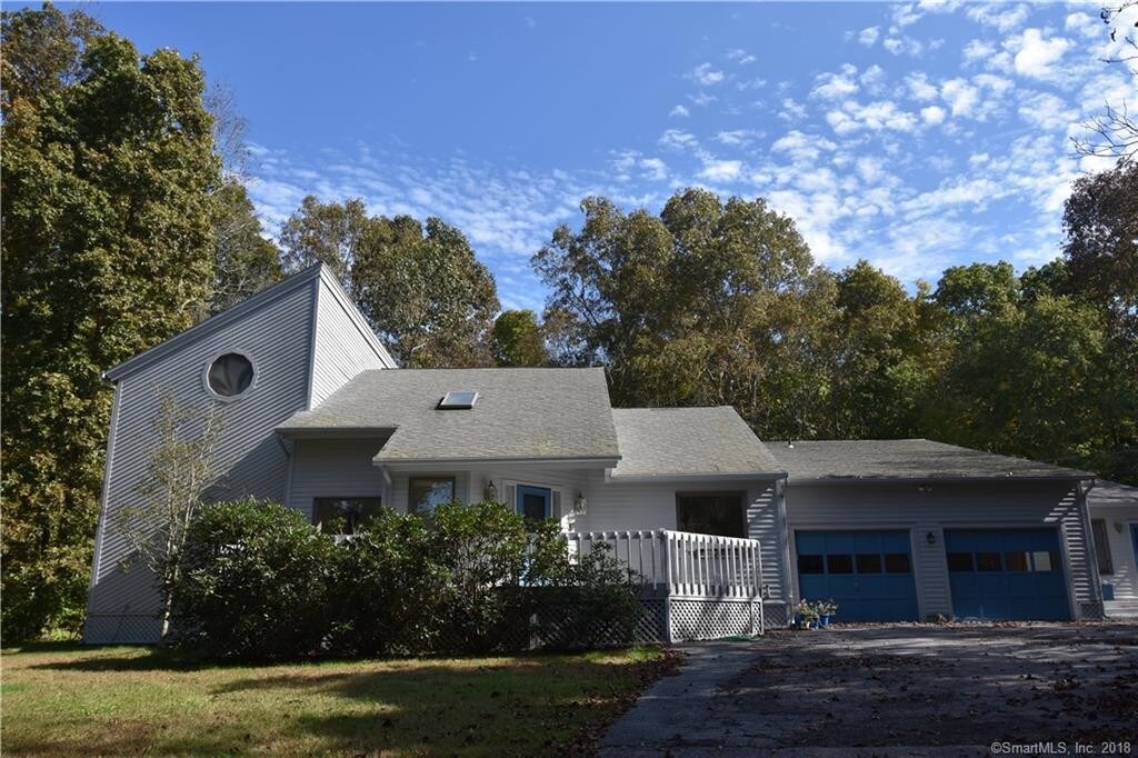 Primary Photo - 362 Lantern Hill Rd