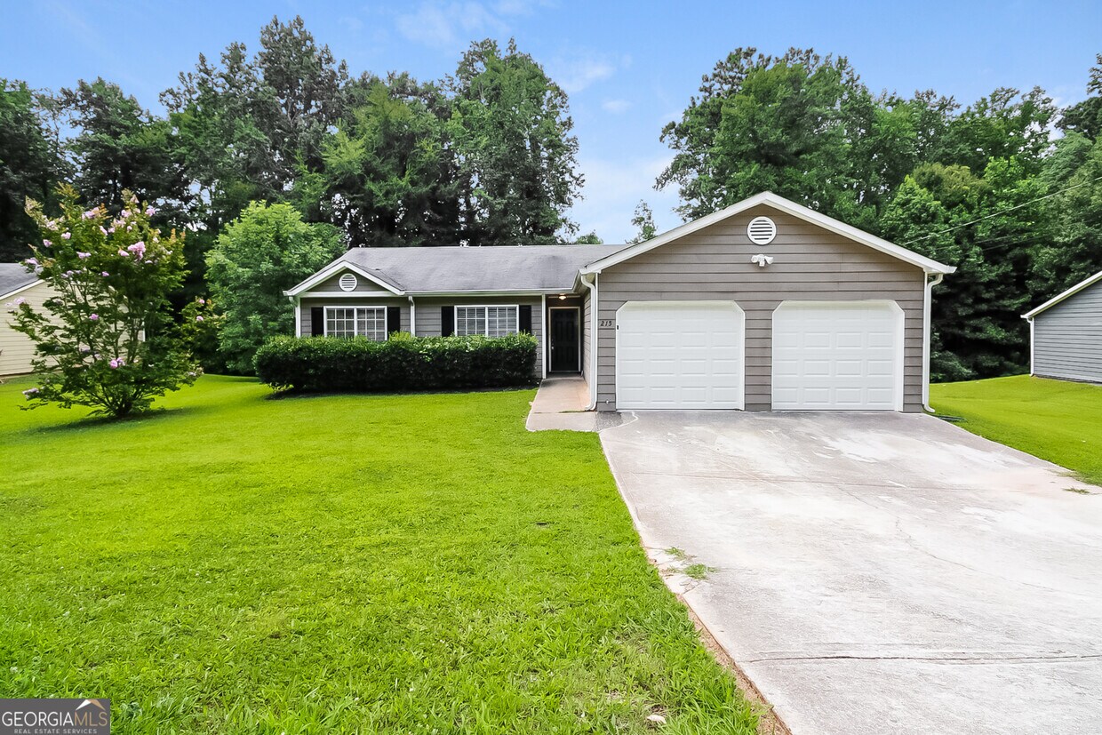 215 Splitwood Ln, Fairburn, GA 30213 - House Rental in Fairburn, GA ...
