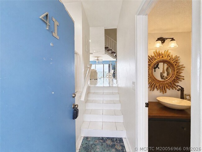 Building Photo - 11000 S Ocean Dr