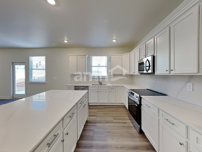 Building Photo - 3514 Shane Hill Rd SW