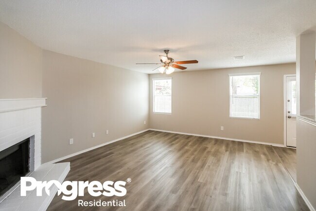 Building Photo - 1824 Lariat Dr