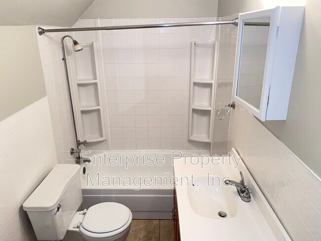 Building Photo - 2739 N Star Dr