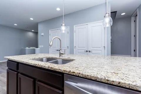 Foto del edificio - 951 Barclay Cir