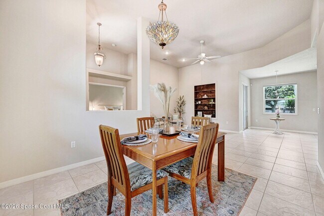 Building Photo - 178 Cove Loop Dr