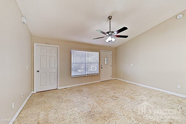 Building Photo - 367 Masson Ct