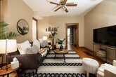 Foto principal - 2174 Summit St
