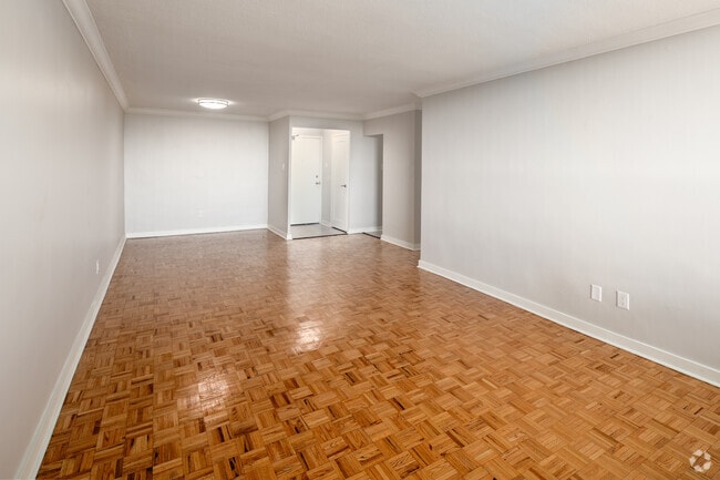 2 BR, 1 BA - 1,050 SF - Braemar Place