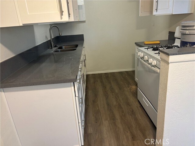 Foto del edificio - 12582 Flower St