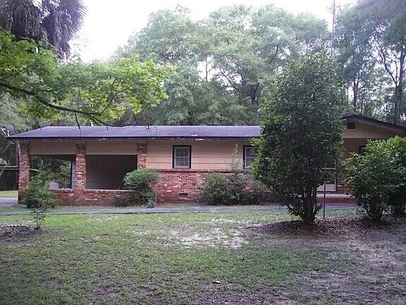 Foto del edificio - 1512 Silver Lake Rd