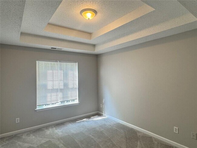 Foto del edificio - 4044 Robin Cir