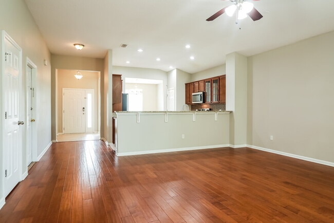 Foto del edificio - 9565 Bembridge Mill Dr