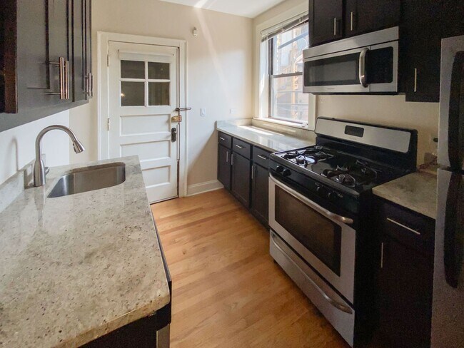 Foto del edificio - 4717 N Leavitt St