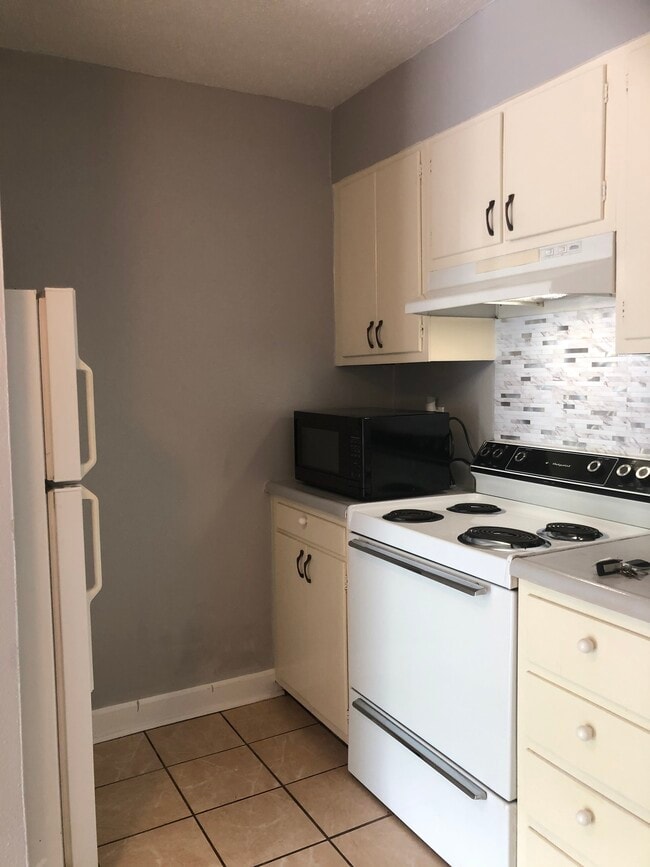 Foto del edificio - 7720 E Kings Hwy