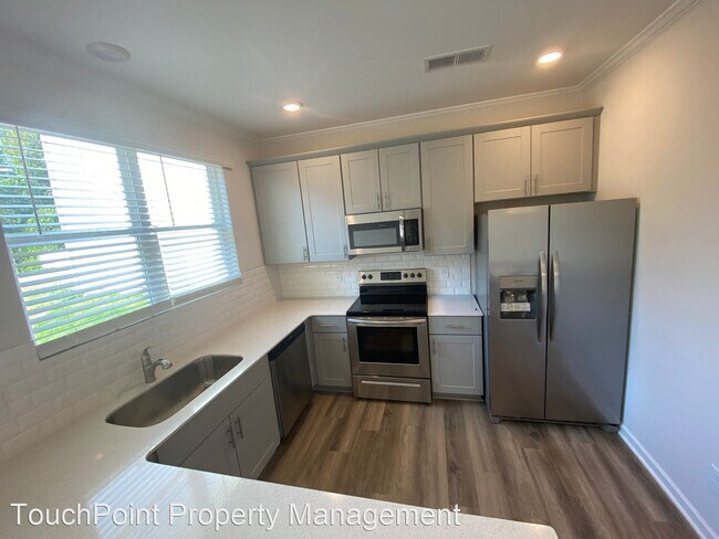 Foto del edificio - 3 br, 2 bath House - 815 E 3rd Avenue