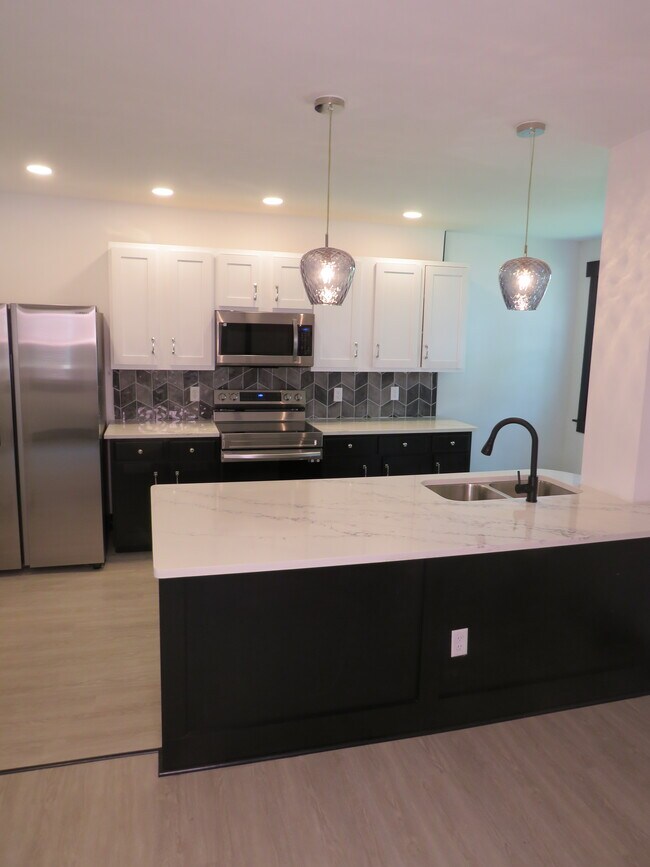 Foto del edificio - 2307 N Franklin St