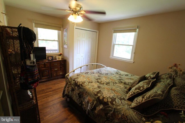 Building Photo - 6251 Woodfair Dr