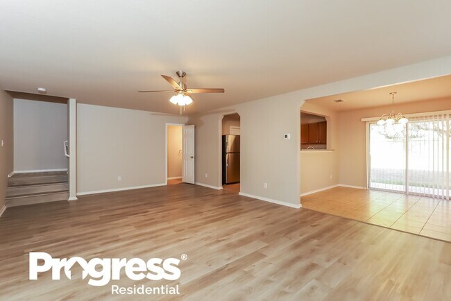 Building Photo - 25212 Cambridge Wl