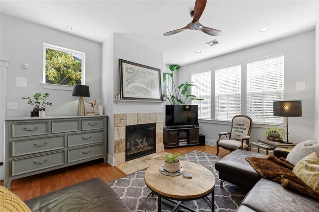 Foto del edificio - 2128 Sage Creek Loop