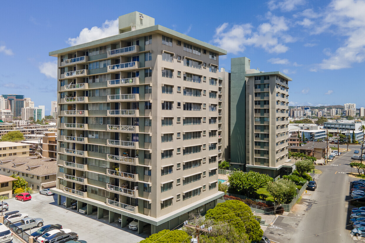Primary Photo - Hono Hale Towers