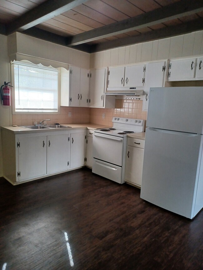 Building Photo - 1719 Oakley Ct