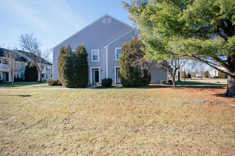 Primary Photo - 427 Paddock Ct