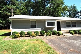 Building Photo - 6112 Deerwood Pl
