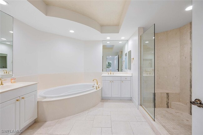 Foto del edificio - 455 Cove Tower Dr