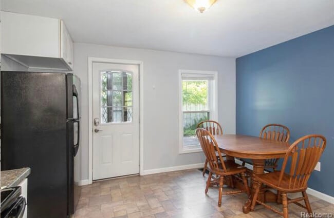 Foto del edificio - 388 Hillsdale St