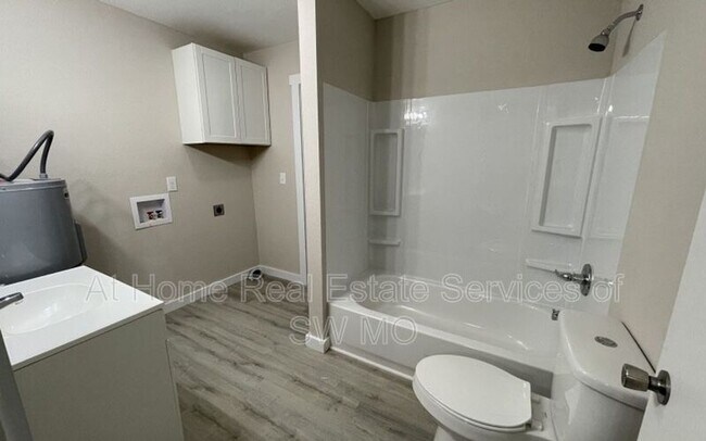 Foto del edificio - 501 S Scenic Ave