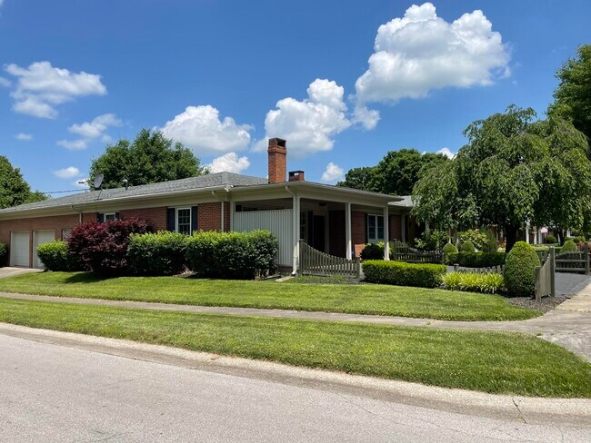 Foto del edificio - 243 Eastridge Dr