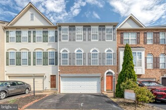 Building Photo - 15657 William Bayliss Ct
