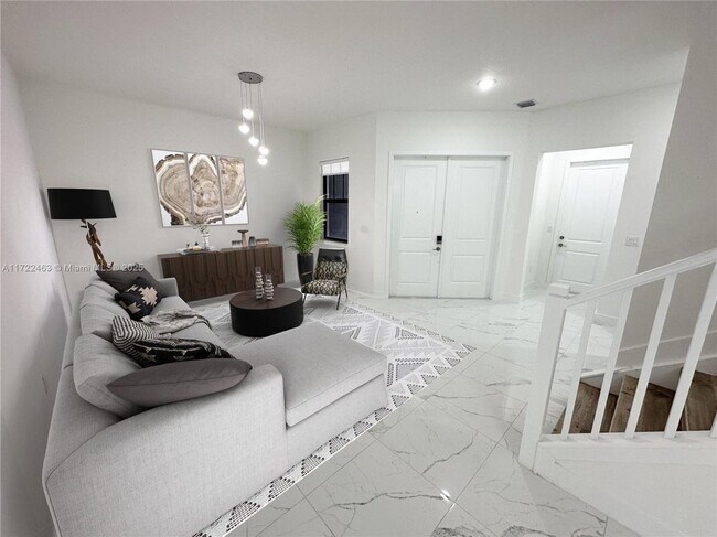 Foto del edificio - 17334 SW 46th St